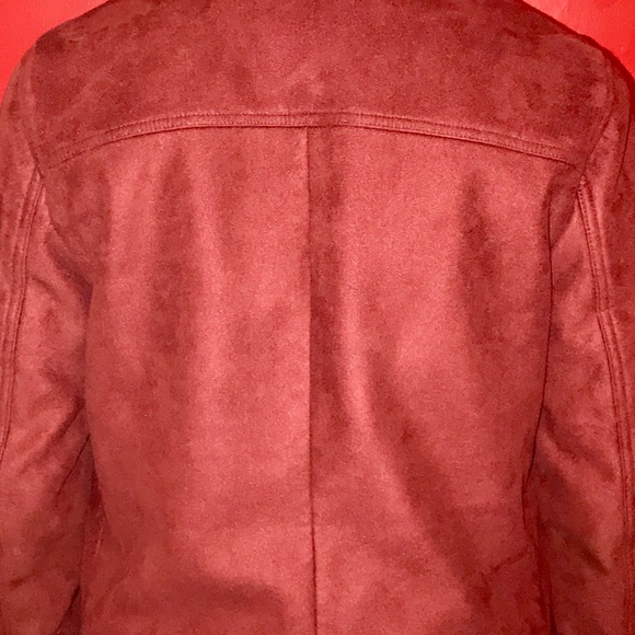 Red jacket - Picture 4 of 4